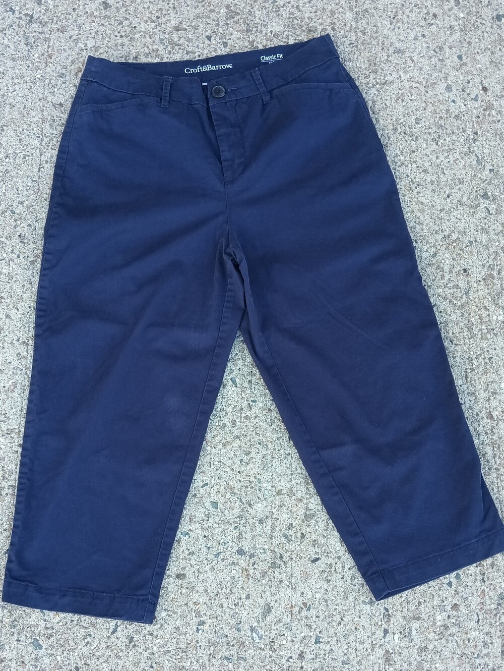 Croft & Barrow Classic Fit Navy Capri Size 8